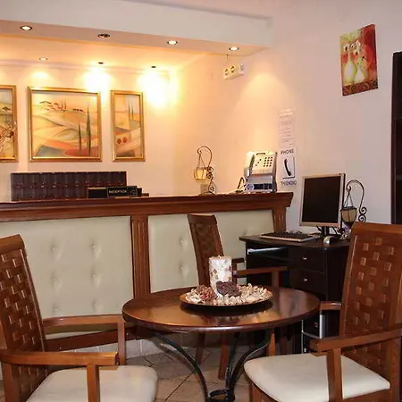 Joylife Aparthotel