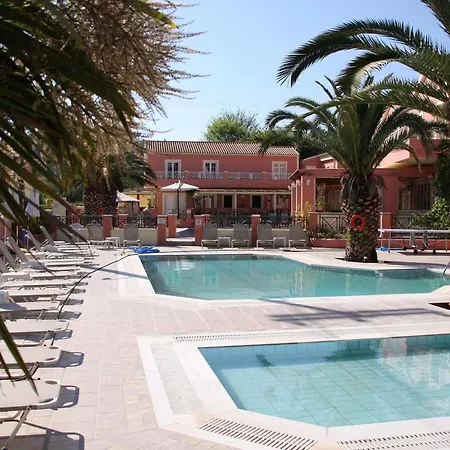 Joylife Aparthotel 3*