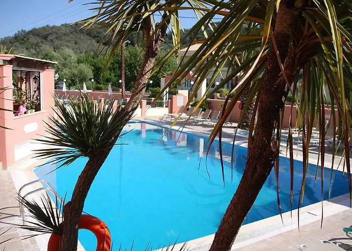 Joylife Hotel 3*